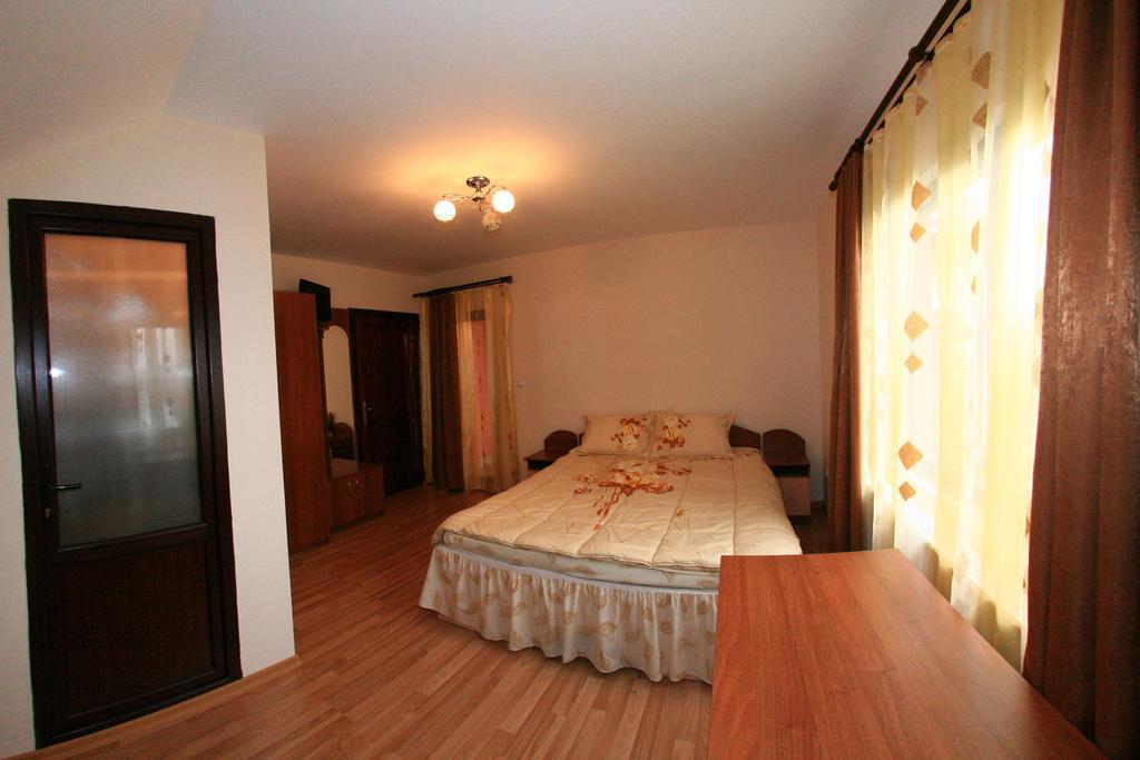 Pensiunea Valea Ursului Cîmpulung Esterno foto